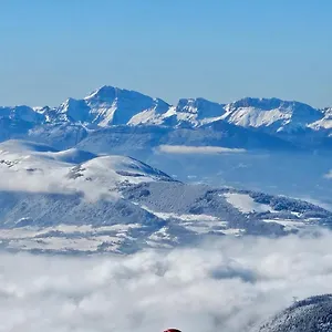 Pieds Des Pistes, 6p, Piscine Ouverte Pendant L'ouverture De La Station, Vue Imprenable, Chamrousse